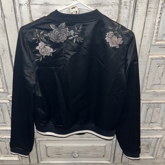 Victoria’s Secret Shanghai jacket - Picture 5 of 5
